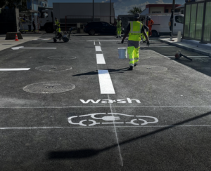 Lineasrp-Equipe-applicateur-chantier-de-marquage-La-Réunion